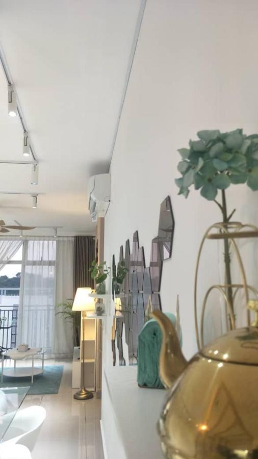 Zara1881 Muslim Homestay@Πουτρατζάγια Εξωτερικό φωτογραφία