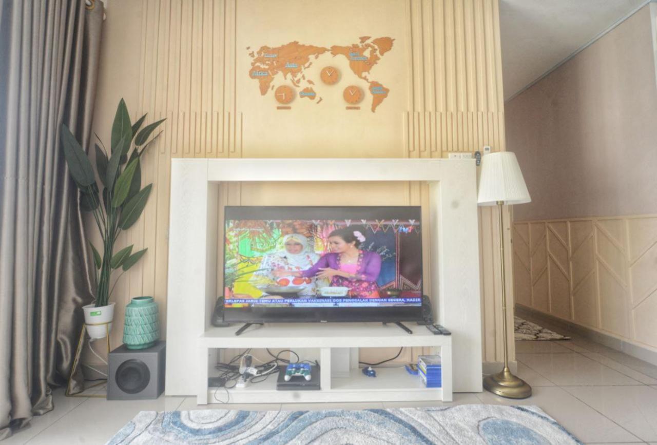 Zara1881 Muslim Homestay@Πουτρατζάγια Εξωτερικό φωτογραφία